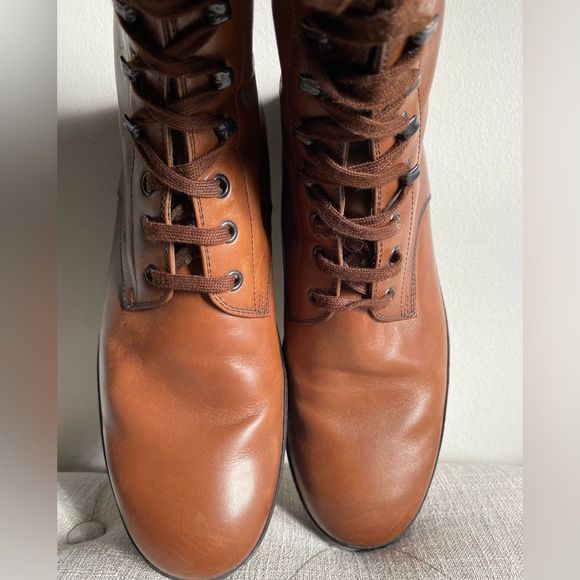 Tod’s Gommino Tan leather combat boots - Picture 3 of 7